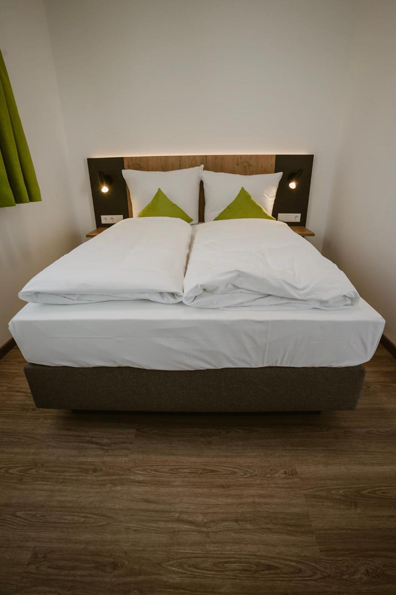 Motel Sleep Inn Toging am Inn エクステリア 写真